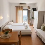 Τηλεμαχος Apartments Hotel 3*