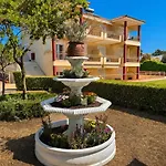 Hotel Τηλεμαχος Apartments