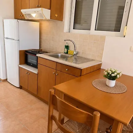 τηλεμαχος 3* Lutrá Edipszú